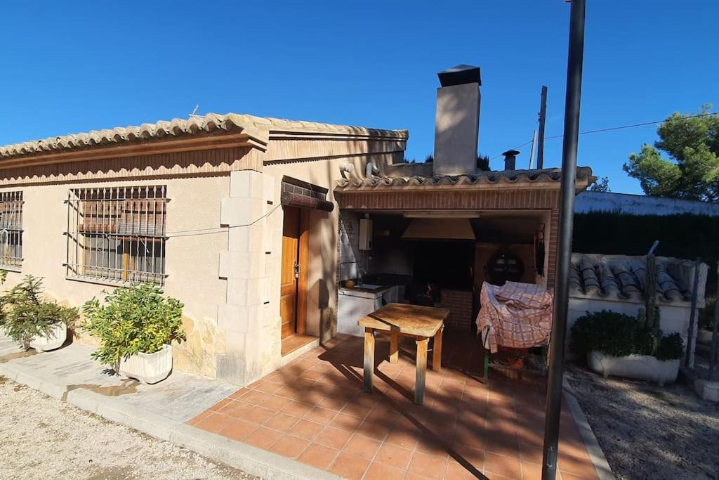 El Rulon, Gran Villa Rural Con Piscina Privada Alicante Exterior photo